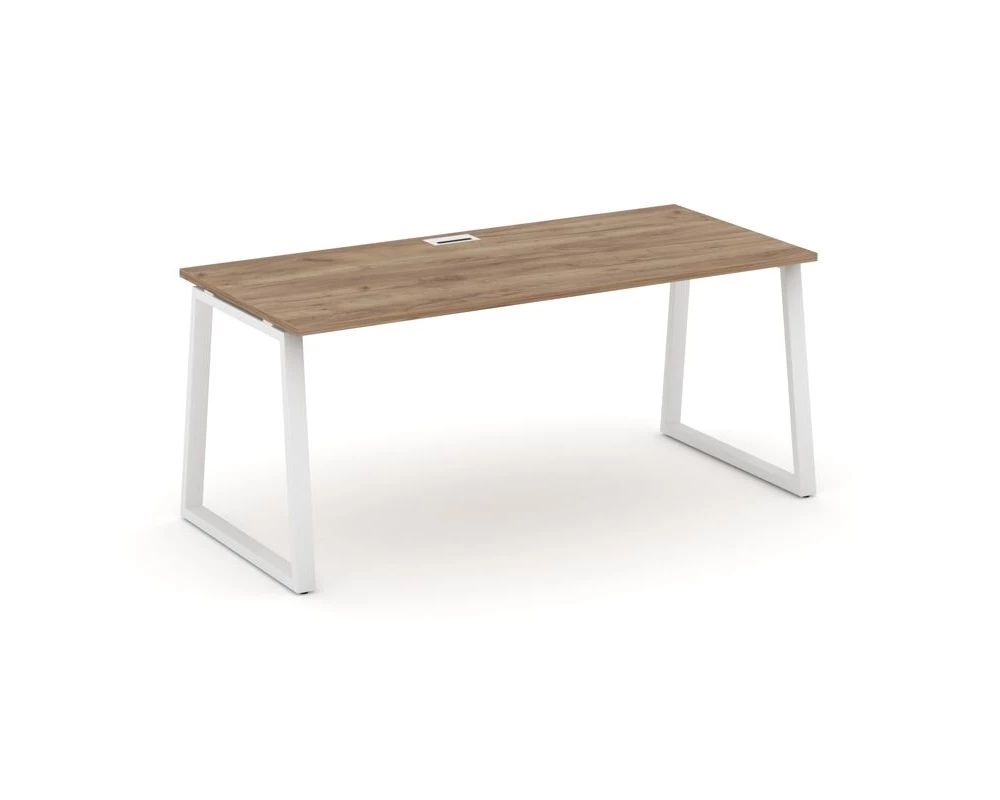 Стол письменный опоры трапеция 1380x700x750 Style Project Direct