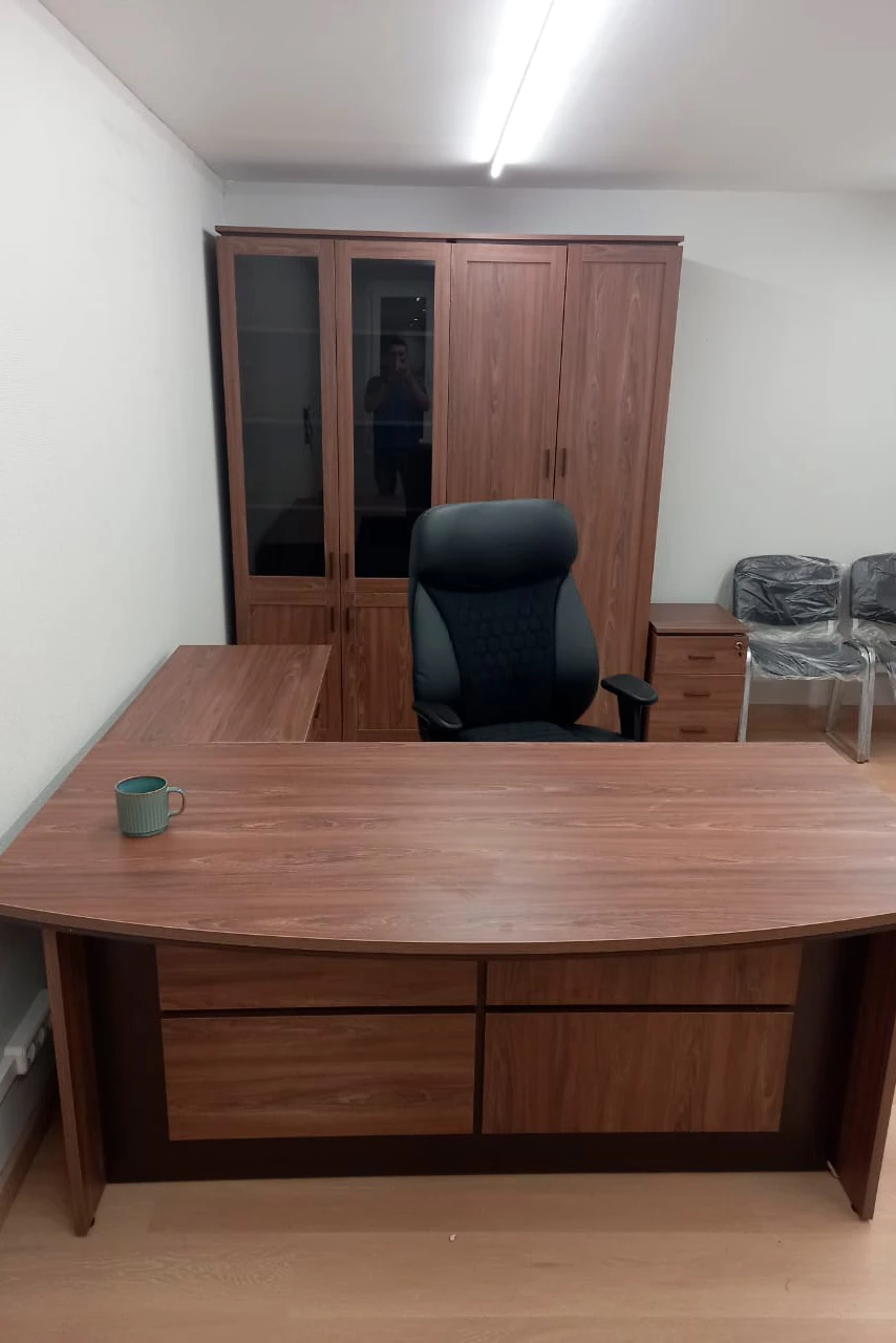 Стол руководителя Ot-18 On.Top фото в интерьере 1